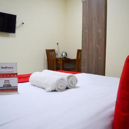 Hotel Reddoorz Near Sam Poo Kong 2 Semarang Exterior foto