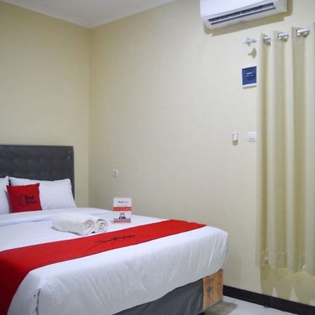 Hotel Reddoorz Near Sam Poo Kong 2 Semarang Exterior foto
