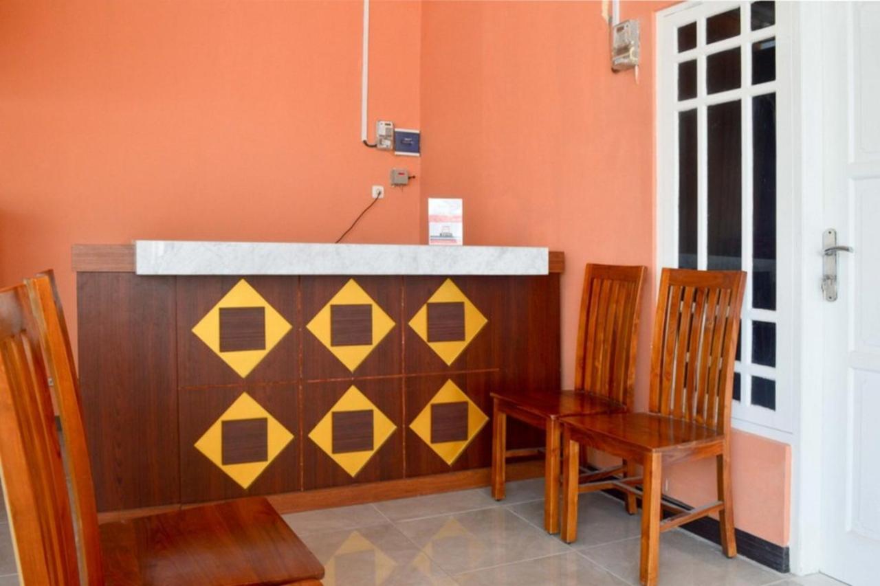 Hotel Reddoorz Near Sam Poo Kong 2 Semarang Exterior foto