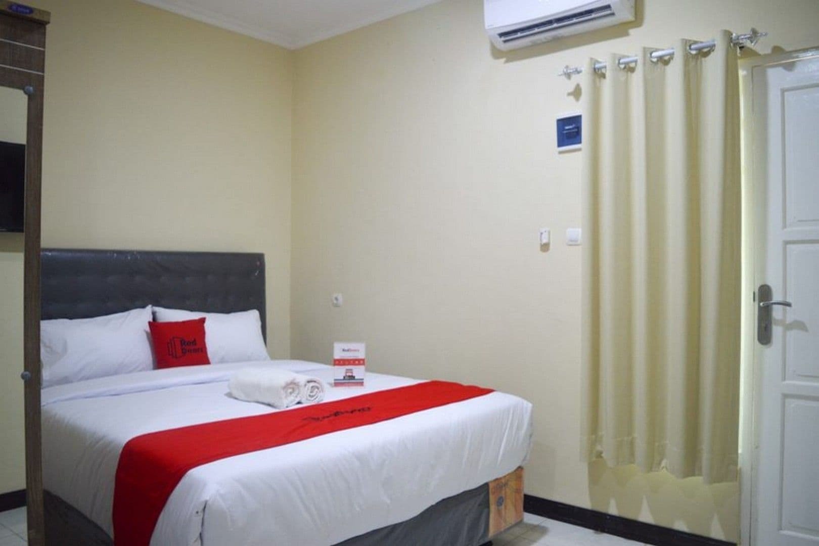 Hotel Reddoorz Near Sam Poo Kong 2 Semarang Exterior foto